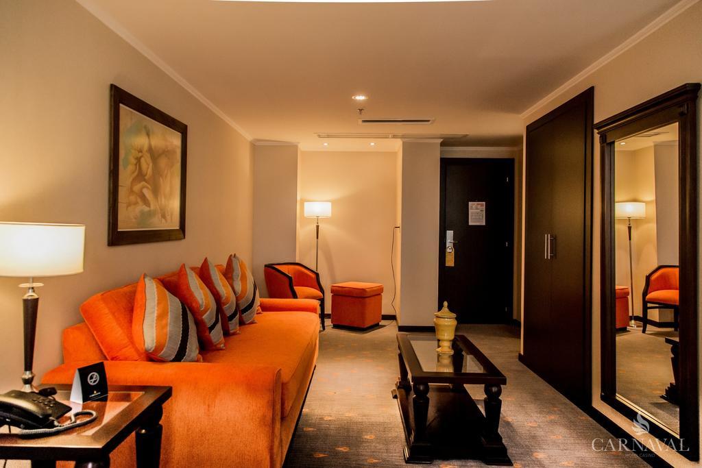 狂欢节赌场酒店 Encarnación 外观 照片 A suite at the hotel