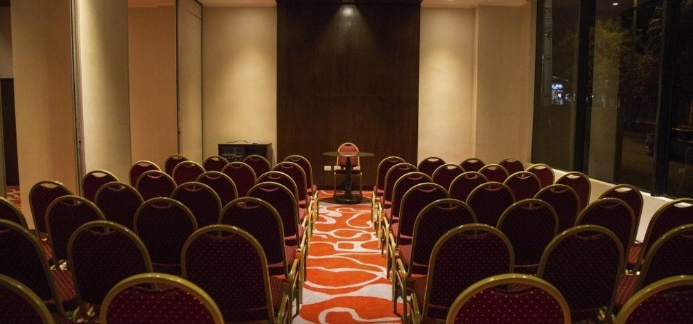 狂欢节赌场酒店 Encarnación 外观 照片 A meeting room at a hotel