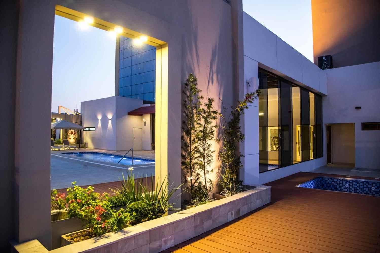 狂欢节赌场酒店 Encarnación 外观 照片 The swimming pool at the hotel